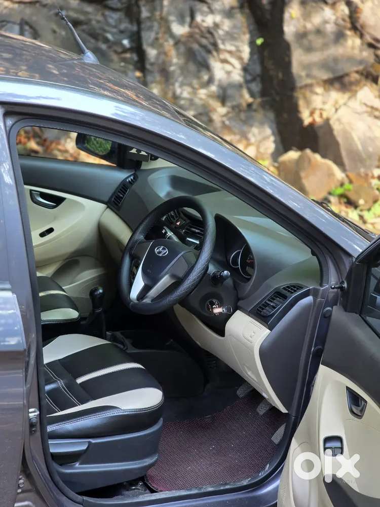 Full Accessories Equipped Eon