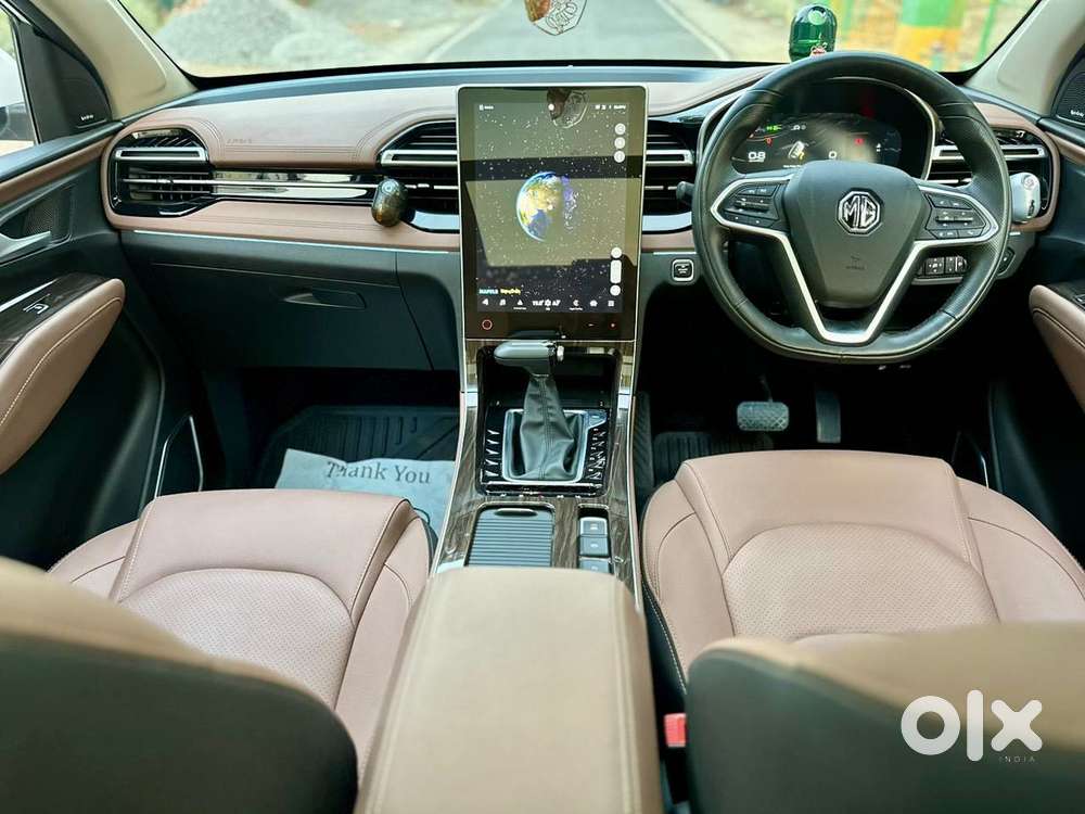 Mg Hector Plus Sharp Pro 1.5 Turbo Petrol Cvt 6 Str, 2024, Petrol