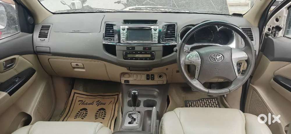 Toyota Fortuner Diesel 2013 Variant