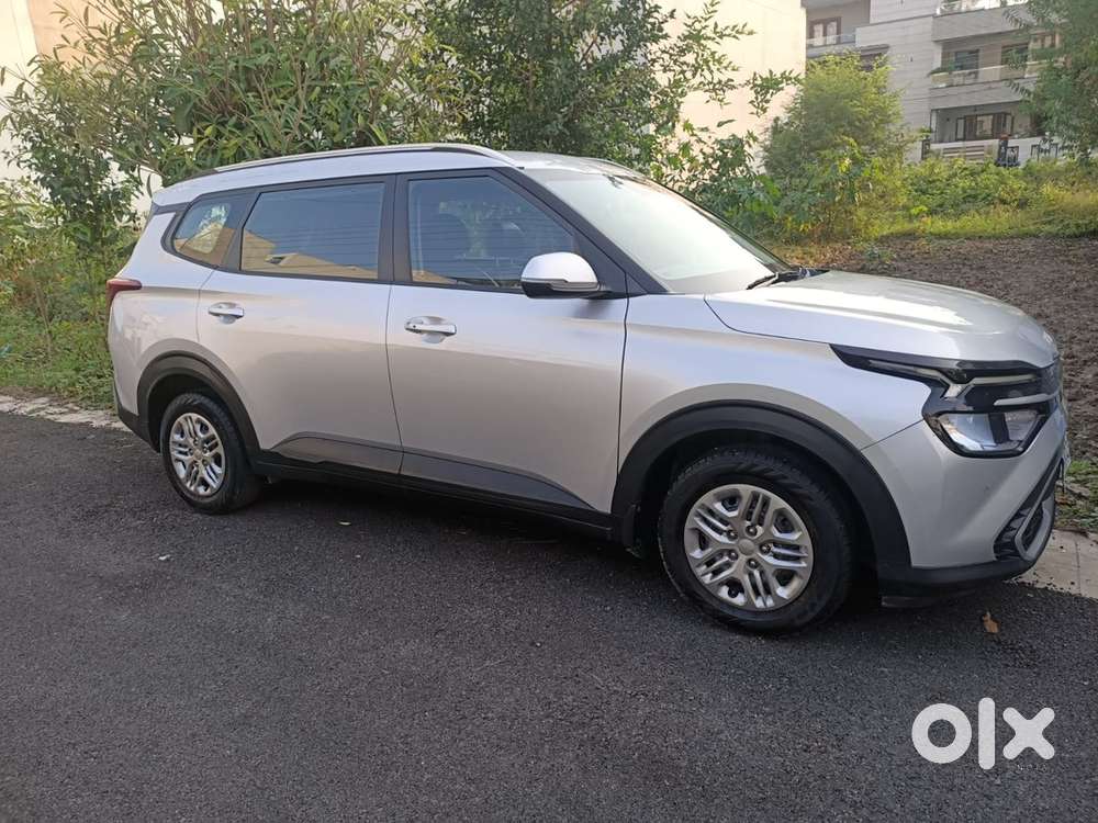 Kia Carens 2024 Variant