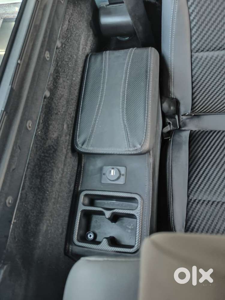 Mahindra Thar Lx Convertible Top Diesel Mt 4wd, 2023, Diesel