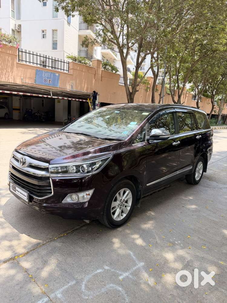 Toyota Innova Crysta 2.8z Automatic, 2017, Diesel