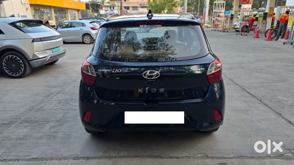Hyundai Grand I10 Nios Sportz 1.2 At, 2020, Petrol