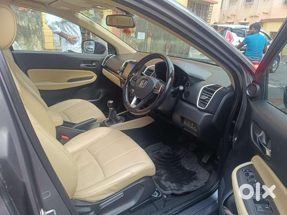 Honda City Zx 2022 Petrol 42000 Km Driven