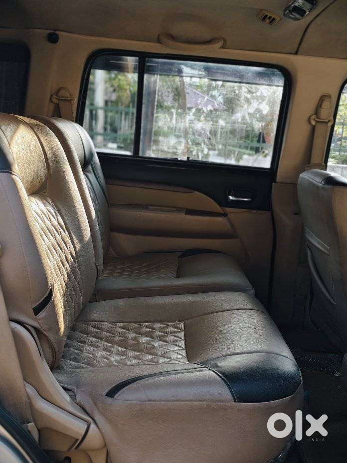 Ford Endeavour 2003-2013 2.5l 4x2 Mt, 2012, Diesel