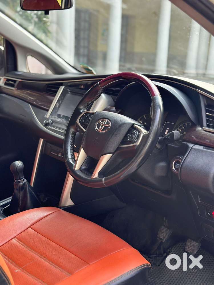 Toyota Innova Crysta [2020-ongoing] 2.4 Vx 7 Str, 2018, Diesel