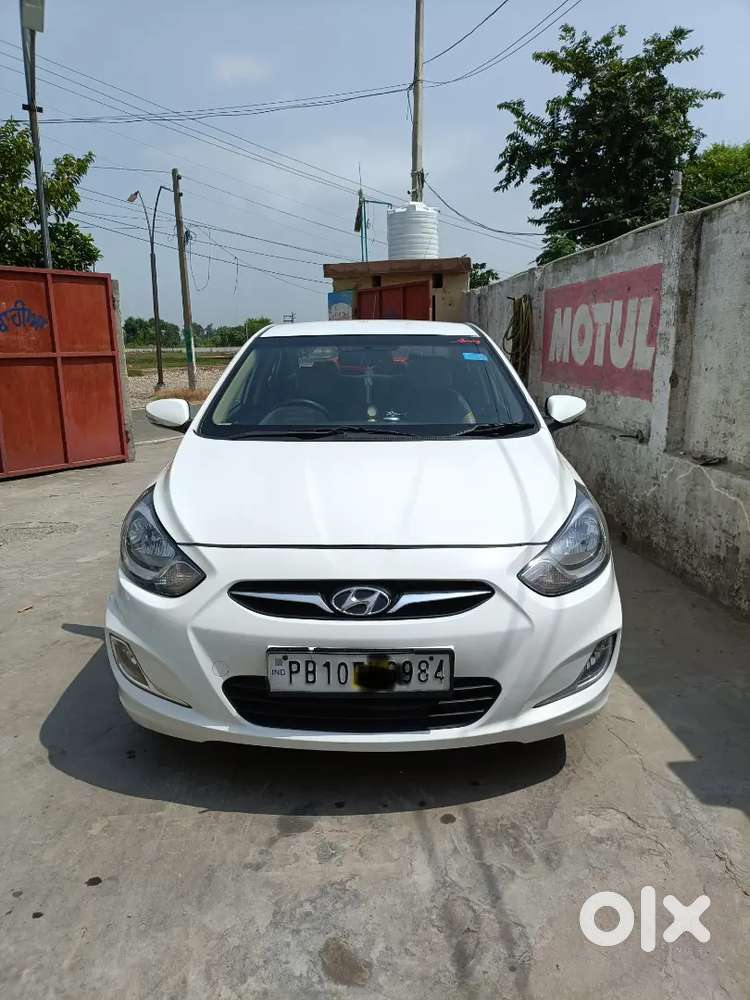 Hyundai Verna 2013 Fluidic Automatic