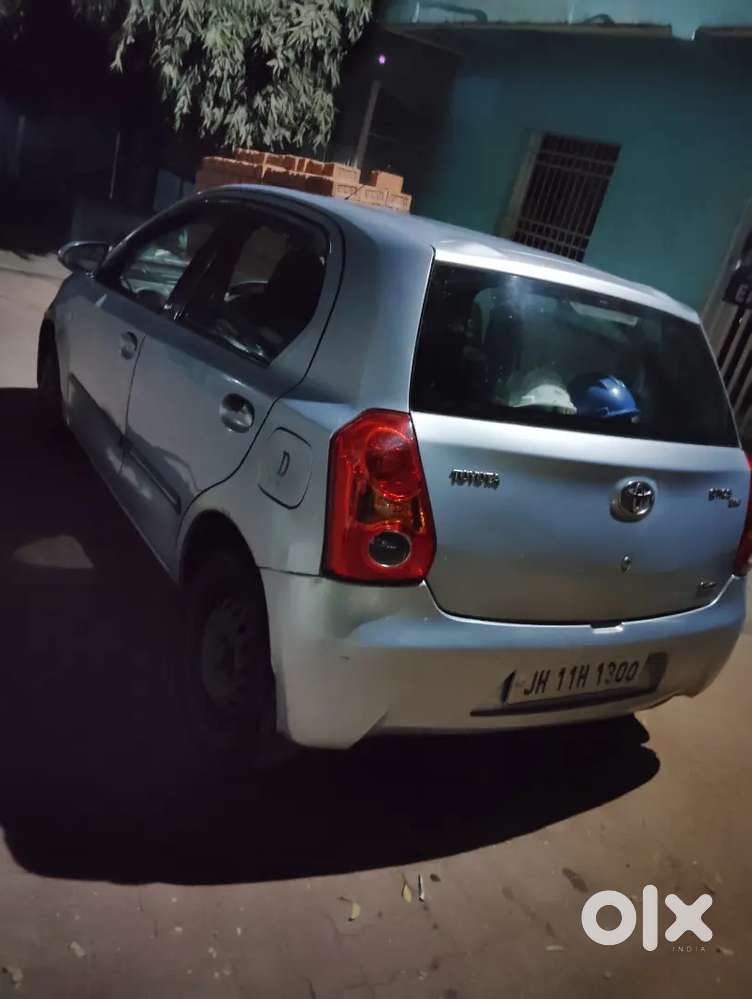 Toyota Etios Liva 2012