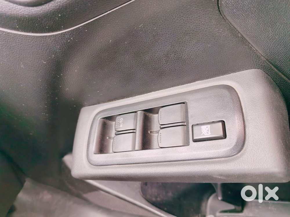 Maruti Suzuki Swift Lxi, 2020, Petrol