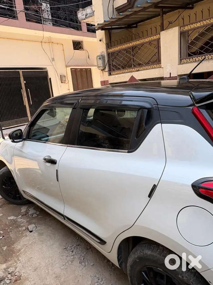Maruti Suzuki New-gen Swift 2023 Petrol 52000 Km Driven