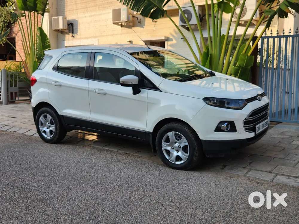 1st Owner White Ford Eco-sport 2013 Diesel