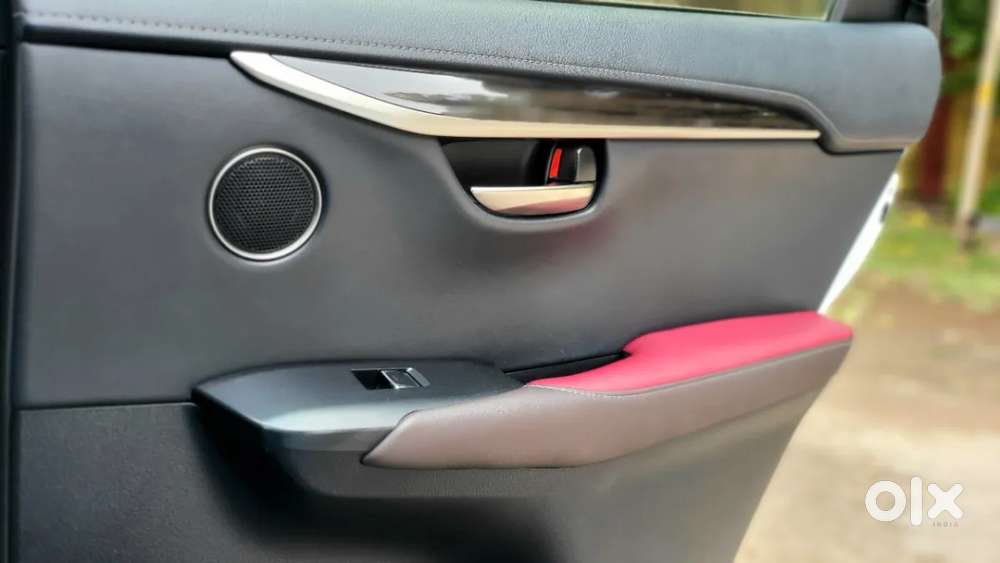 Lexus Nx, 2018, Petrol