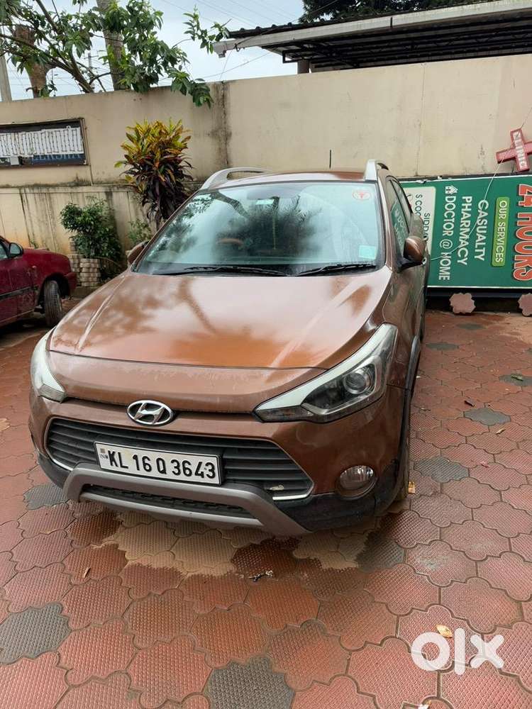 Hyundai I20 Active 2016 Petrol Well Maintained
