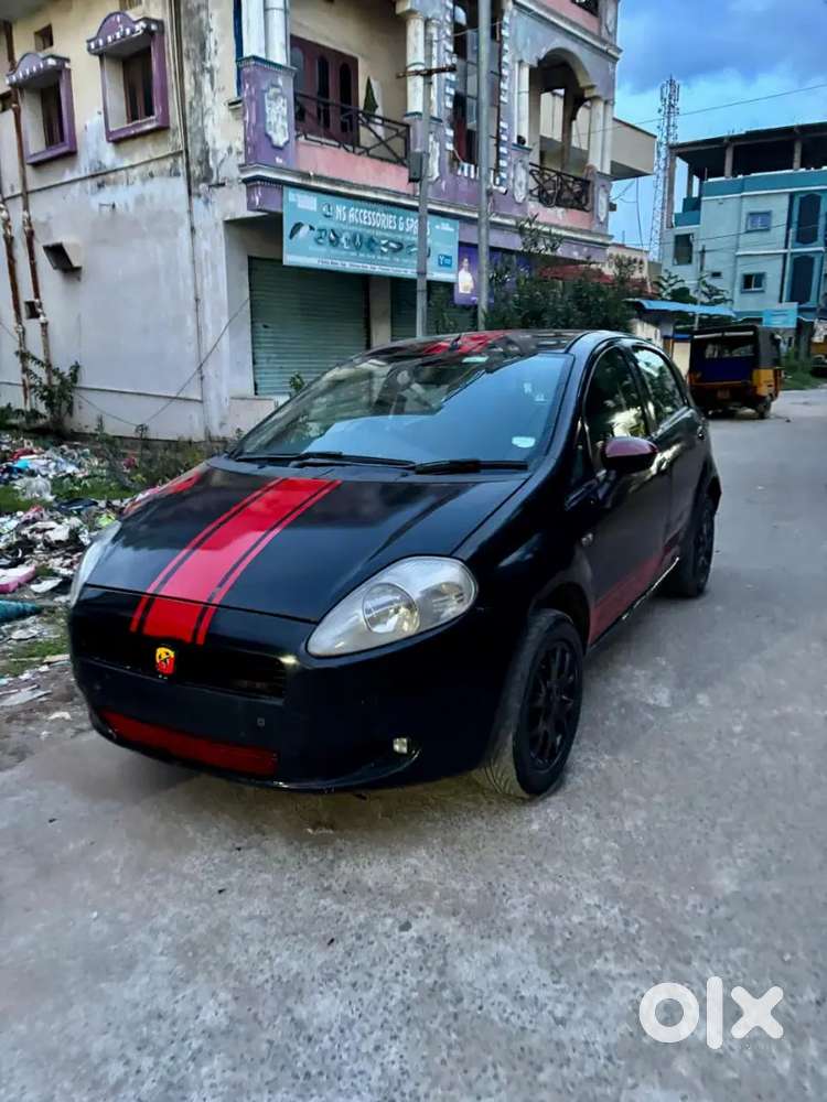 Fiat Grande Punto 2009 Diesel 137000 Km Driven