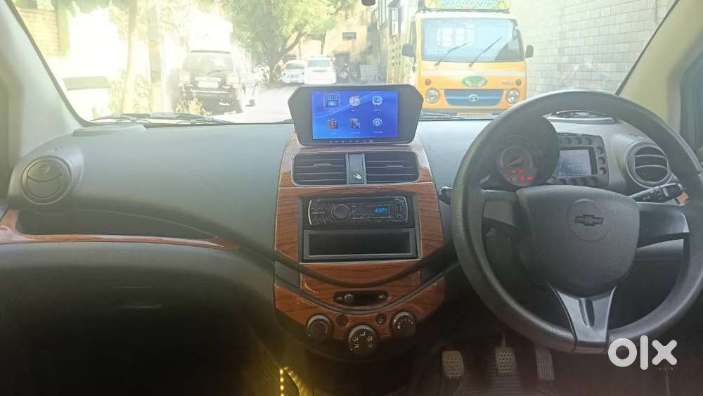 Chevrolet Beat, 2010, Petrol
