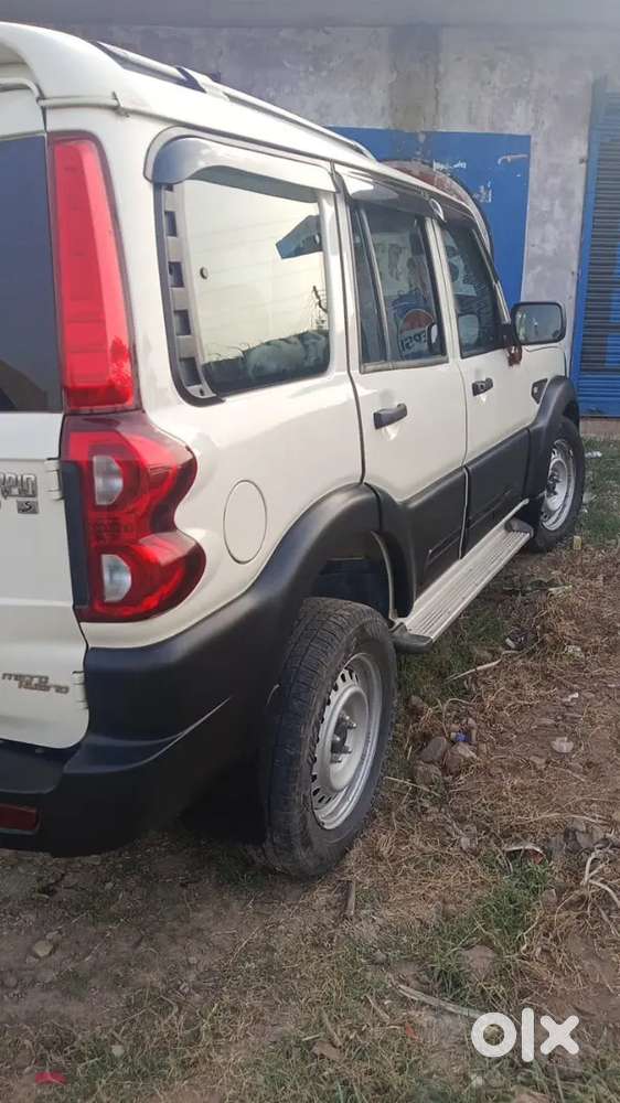 Mahindra Scorpio Classic 2023 Diesel 50000 Km Driven