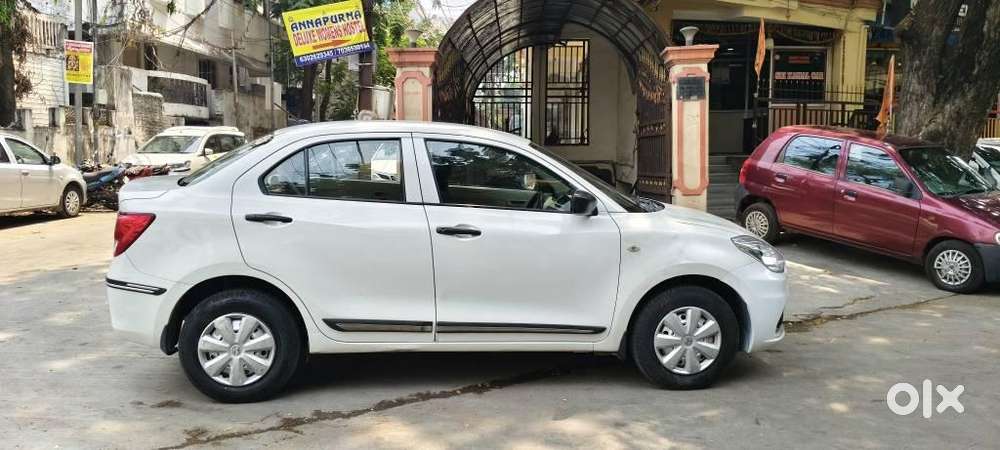 Maruti Suzuki Swift Dzire 1.2 Lxi Bsiv, 2023, Cng & Hybrids