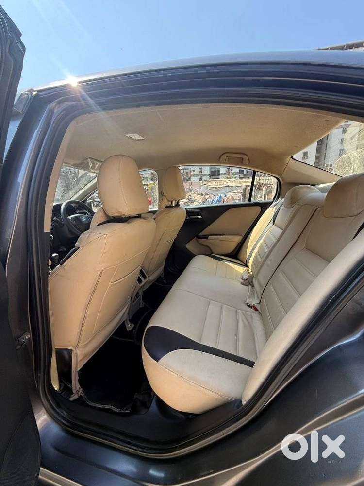 Honda City I-vtec V, 2020, Petrol