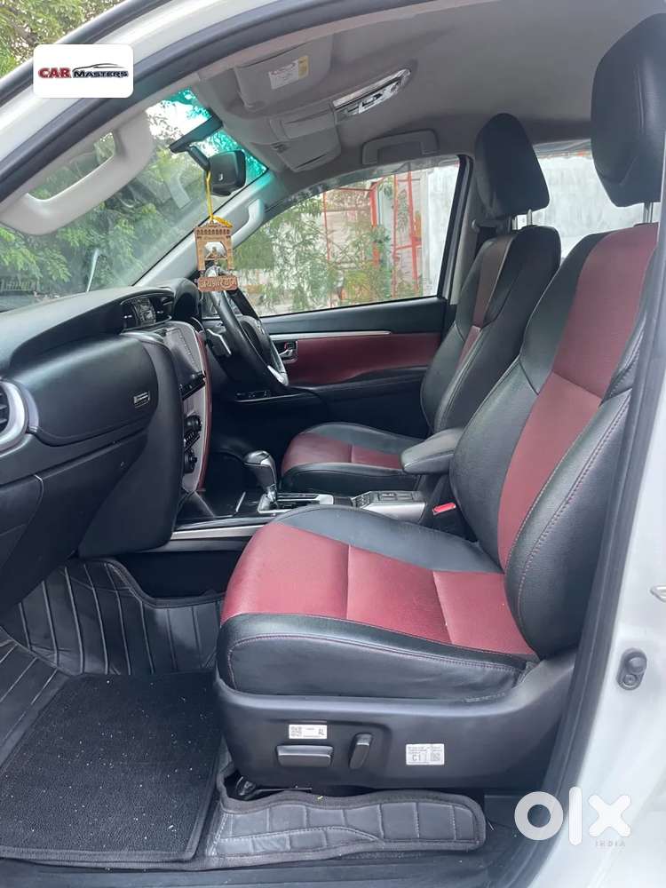 Toyota Fortuner Legender, 2025, Diesel