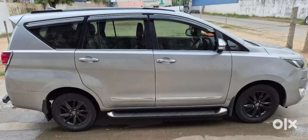Toyota Innova Crysta, 2016, Diesel