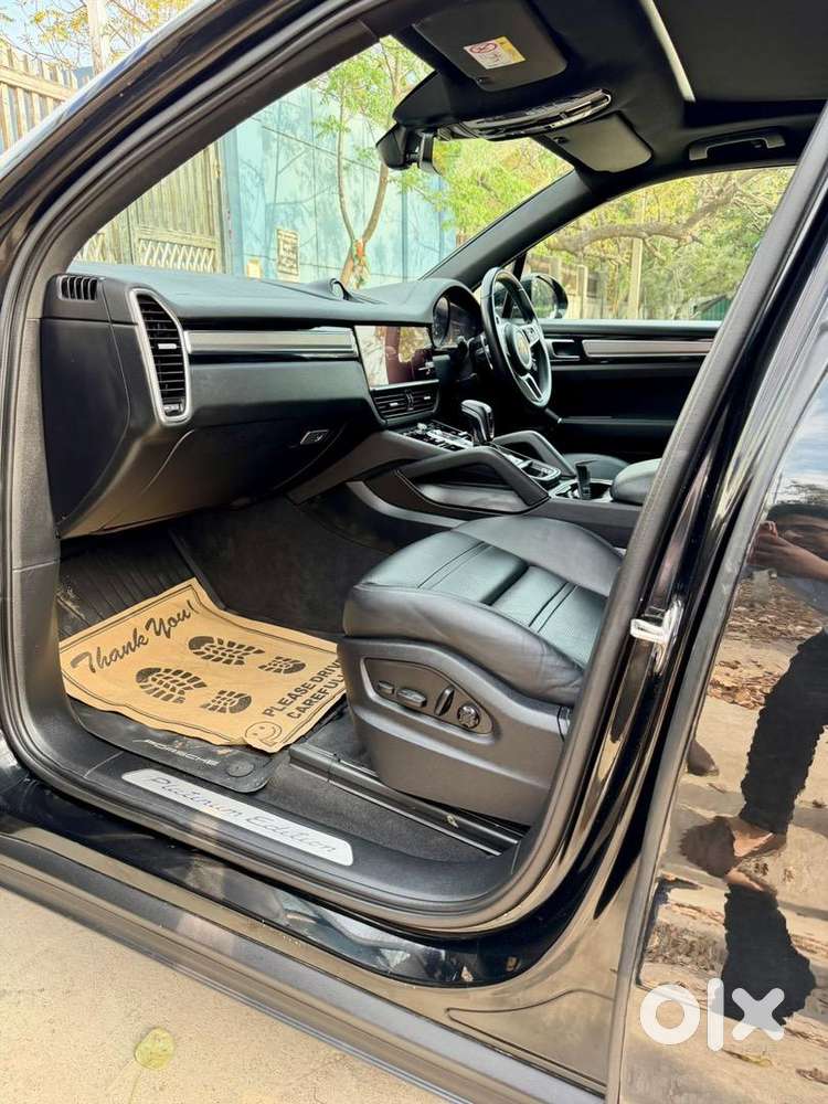 Porsche Cayenne 2023 Petrol Good Condition