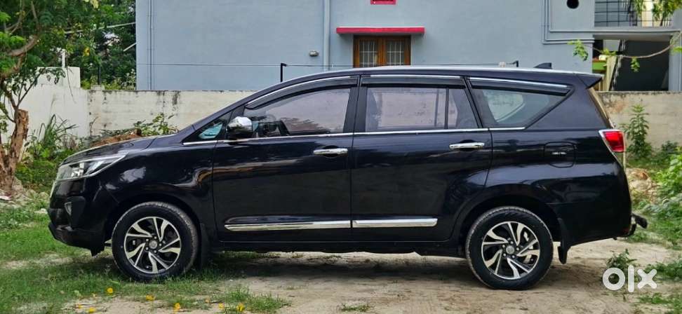 Toyota Innova Crysta [2020-ongoing] 2.4 Gx 7 Str, 2021, Diesel