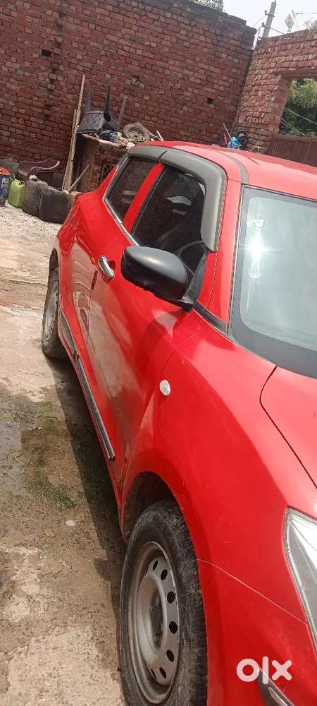 Maruti Suzuki Swift Lxi 2021