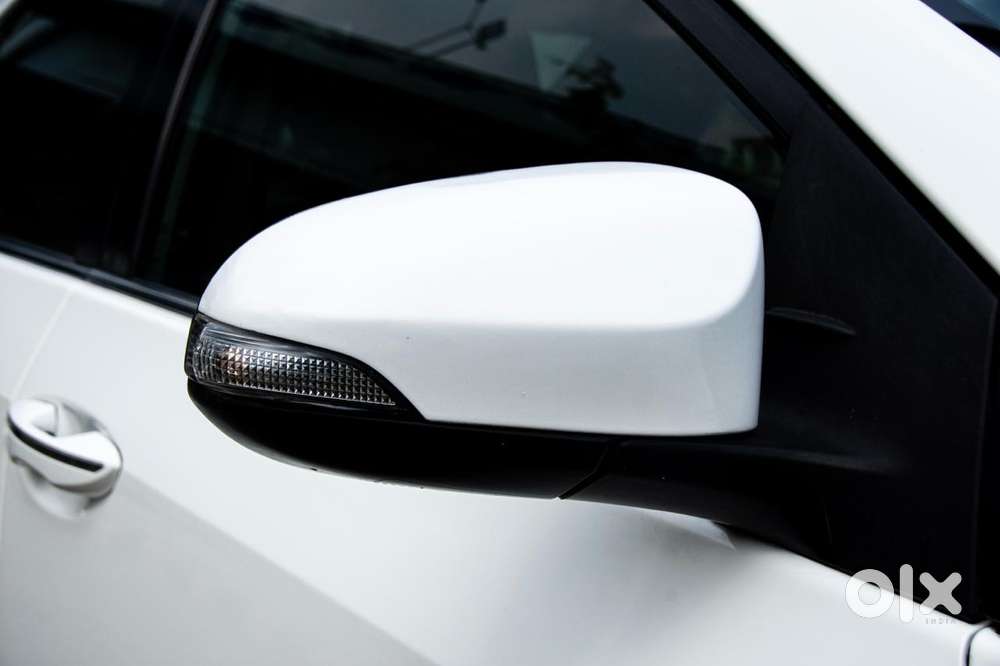 Toyota Corolla Altis 2010-2013 Gl, 2014, Petrol