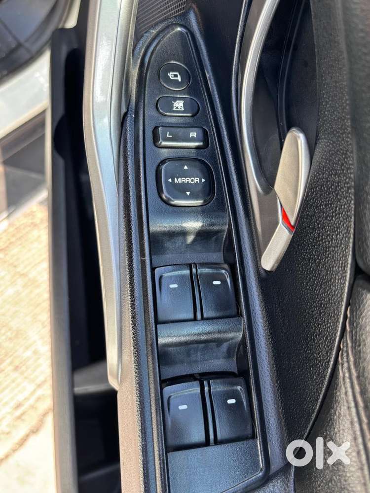 Mahindra Xuv500 W11 Option Awd, 2020, Diesel