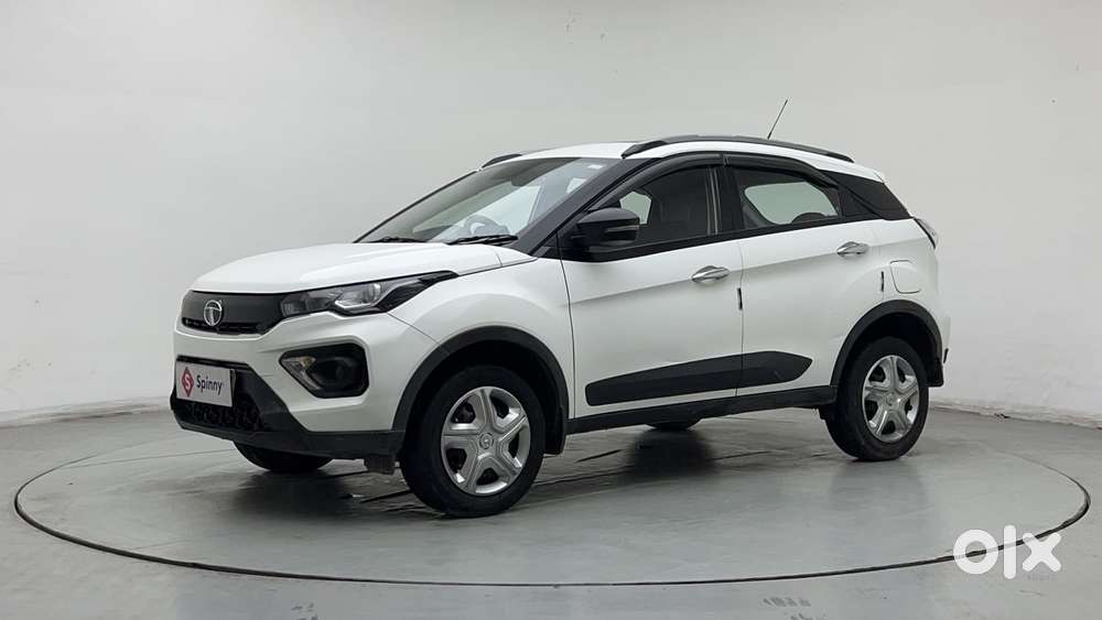 Tata Nexon 1.2 Revotron Xma Amt (s), 2022, Petrol