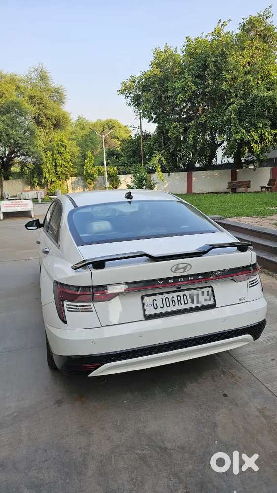 Hyundai Verna Sx Plus Ivt | 2025 Model | Non Accidental