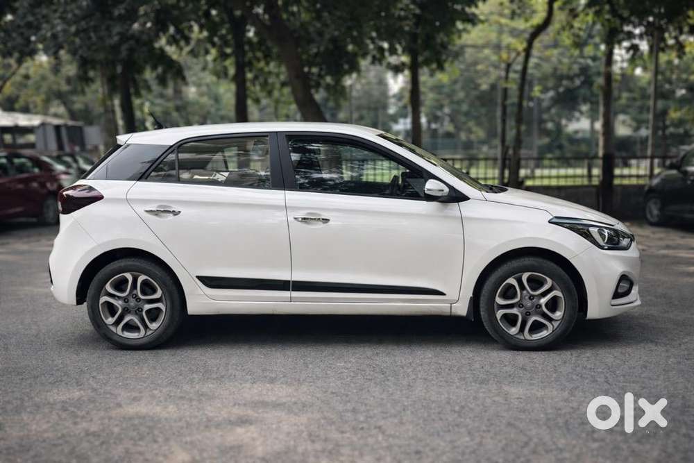 Hyundai Elite I20 2019 Top Model Asta (o) Petrol  Company  Cng Low Km