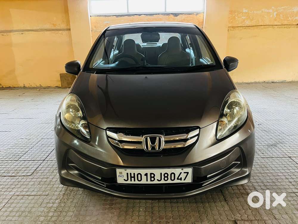 Honda Amaze 2015 Diesel Well Maintained