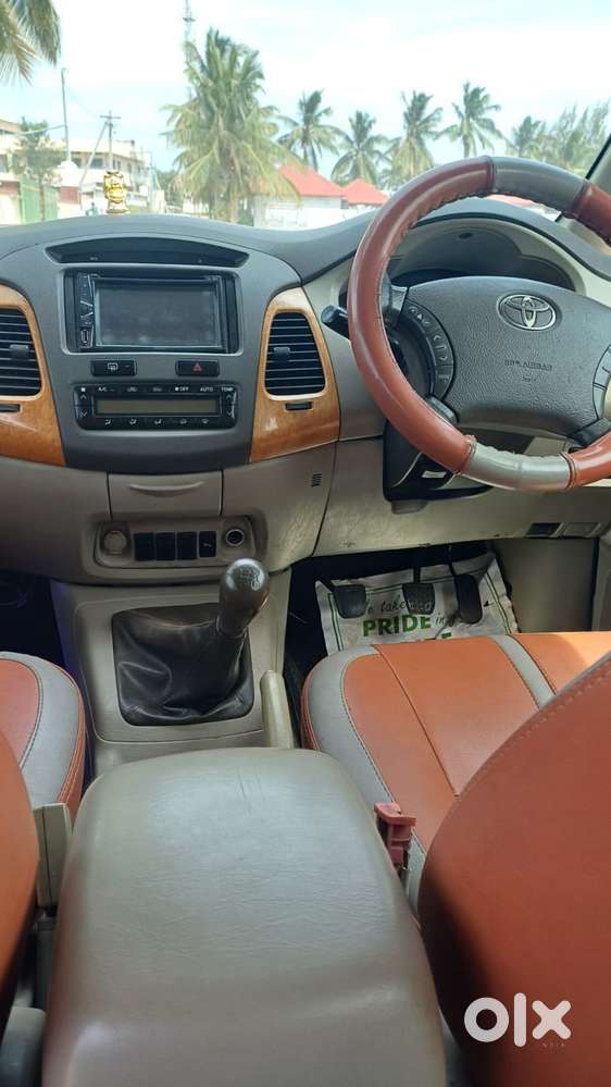 Toyota Innova 2.5 V 7 Str, 2010, Diesel