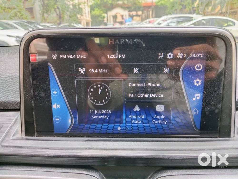 Tata Punch 1.2 Revotron Creative Amt Dual Tone, 2022, Petrol