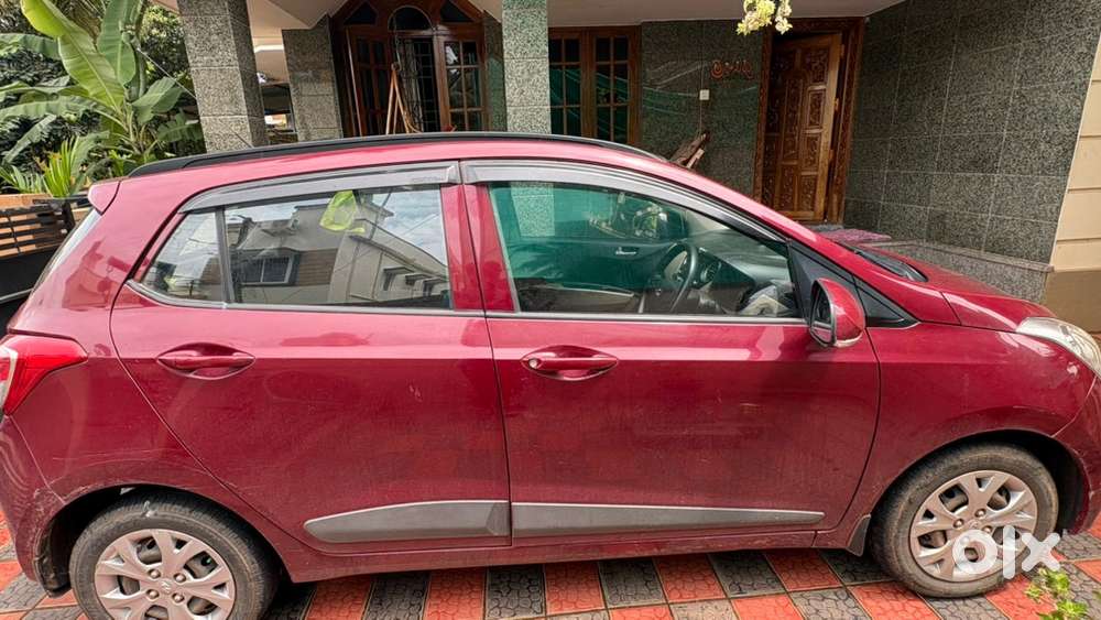 Hyundai Grand I10 Sportz 2016 Petrol
