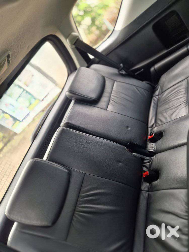 Toyota Fortuner 4x4 Manual Limited Edition, 2015, Diesel