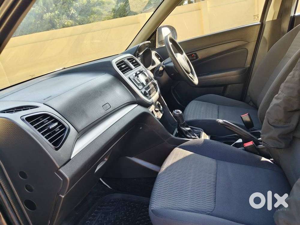 Maruti Suzuki Brezza Vdi, 2016, Diesel