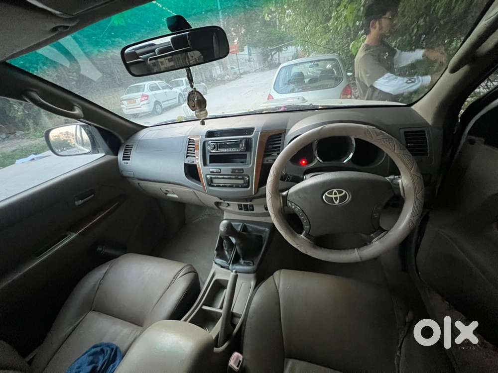 Toyota Fortuner Diesel 2010