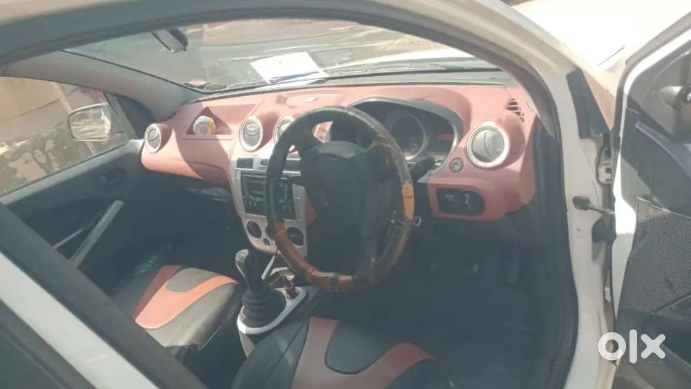Ford Escort Diesel 2010 Drive