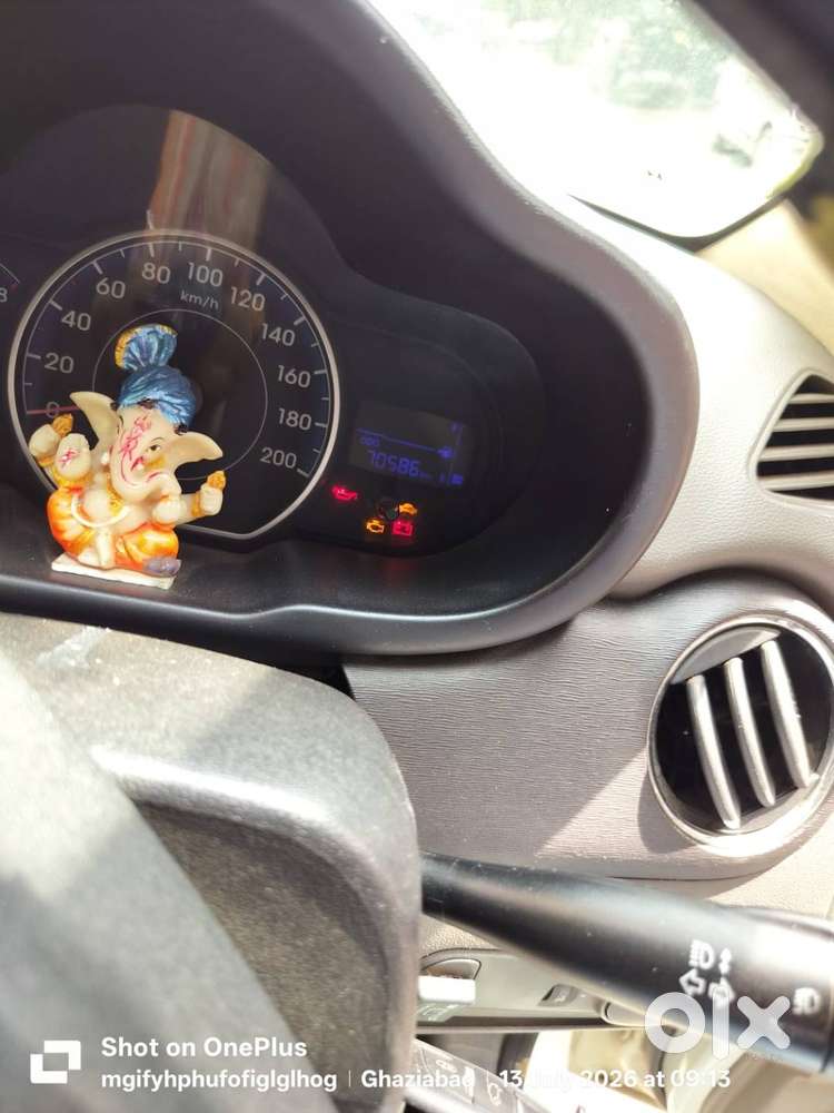 Hyundai Grand I10 2013 Cng & Petrol Well Maintained