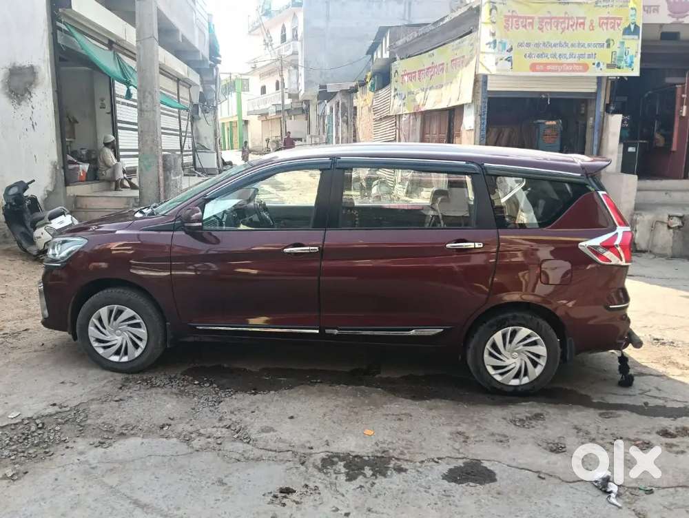 Maruti Suzuki Ertiga Vxi 2025