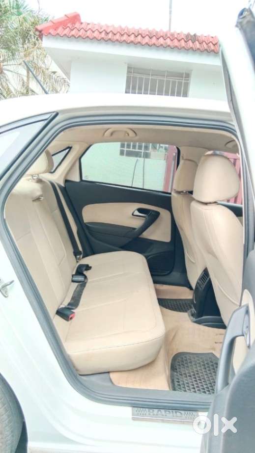 Skoda Rapid 1.6 Mpi At Style, 2018, Petrol