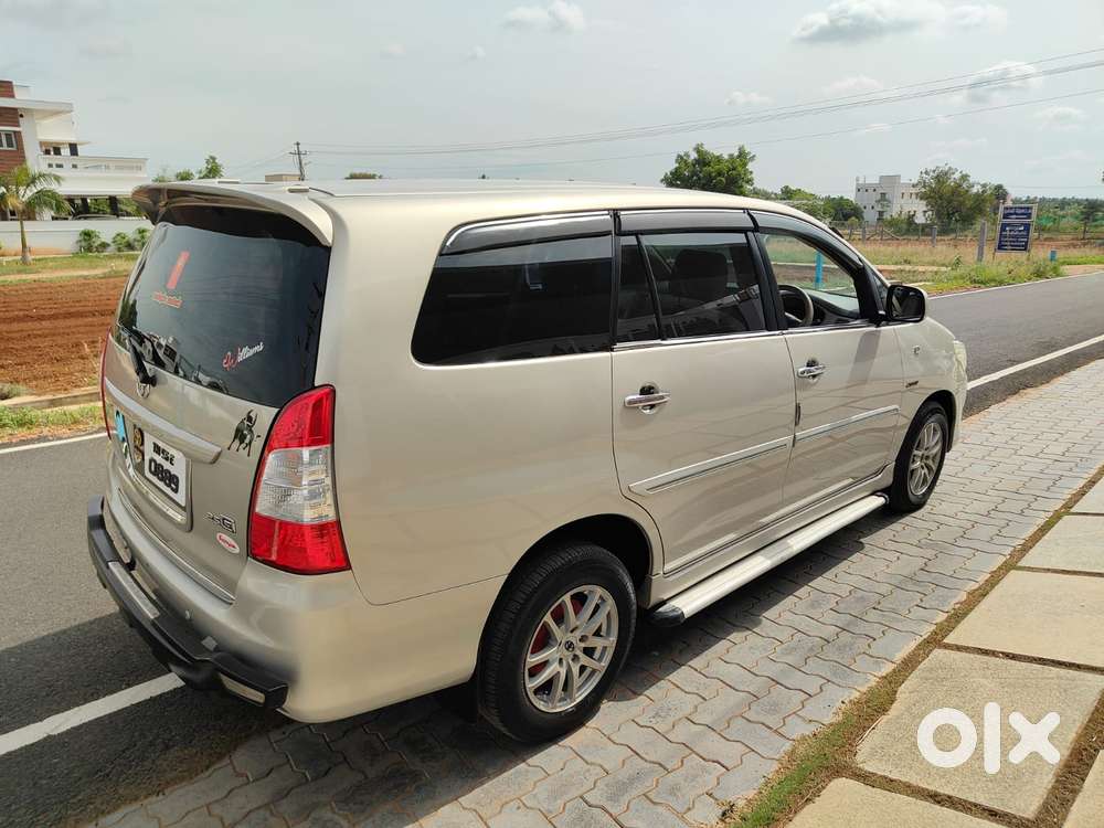 Toyota Innova 2.5 G (diesel) 8 Seater, 2013, Diesel