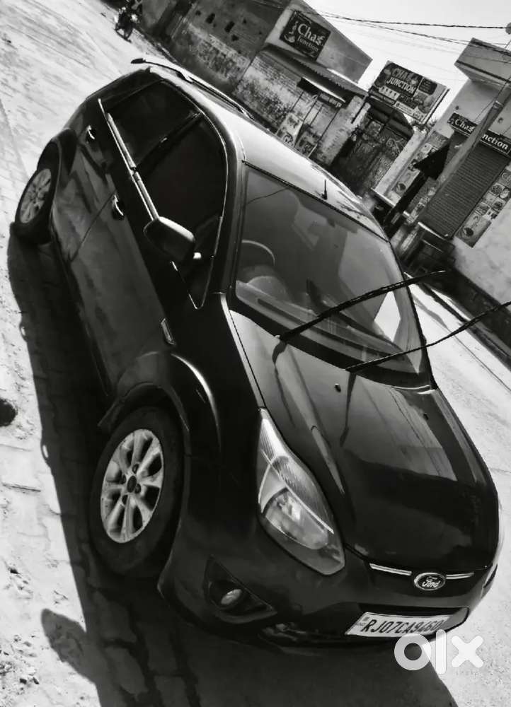 Ford Figo Diesel Titanium 2012