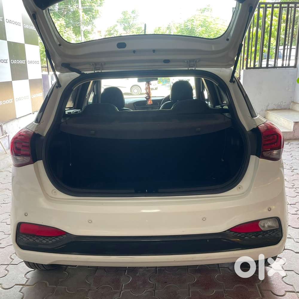 Hyundai I20 Sportz 1.2 Mt, 2019, Petrol