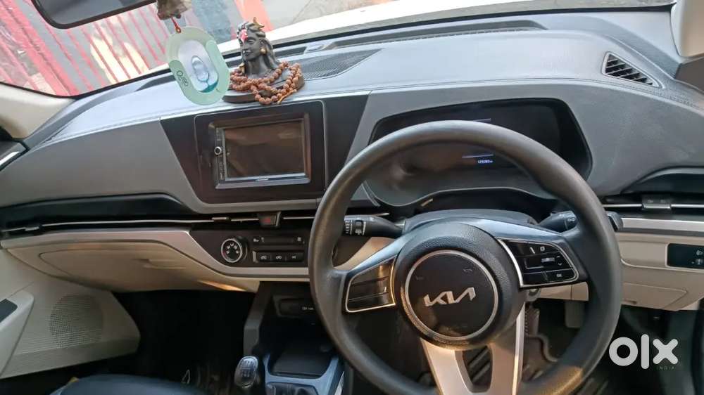 Kia Carens 2023 Diesel 125000 Km Driven