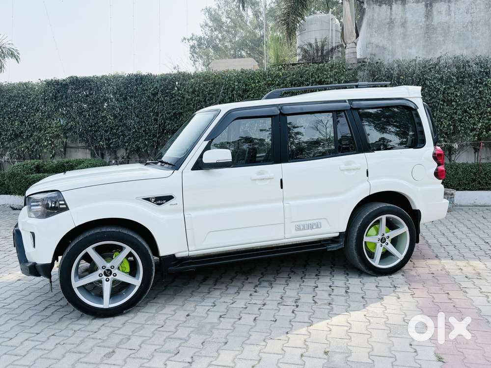 Mahindra Scorpio S11 Mt 7s, 2022, Diesel