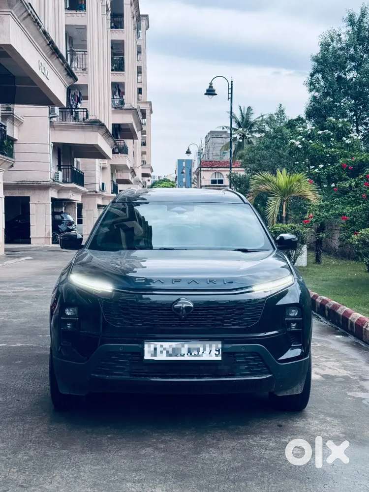Tata Safari Dark 2024 Edition