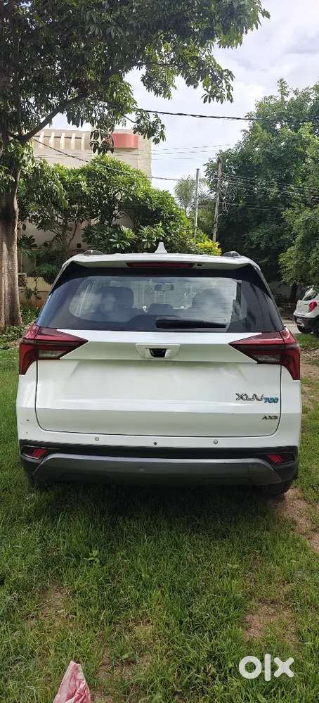 Mint Condition Mahindra Xuv700 2021 Petrol Manual